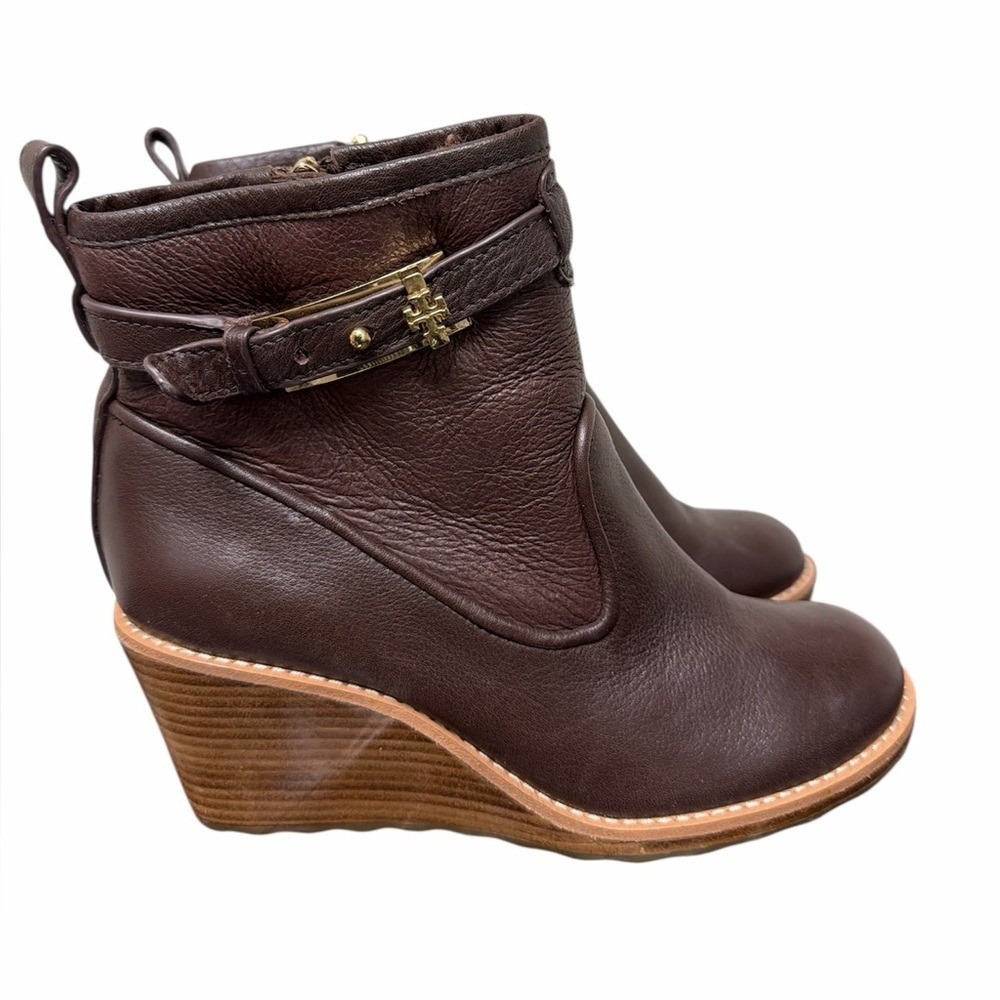 Tory Burch Ankle Boots Women 6.5 Brown Pebbled Leather Wedge Buckle Logo Zip